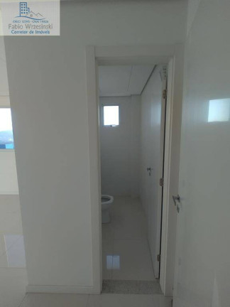 Imagem Apartamento com 2 Quartos à Venda, 77 m² em Centro - Camboriú