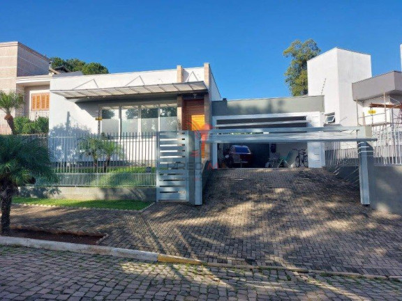 Casa com 3 Quartos à Venda, 377 m² em Centro - Sapiranga