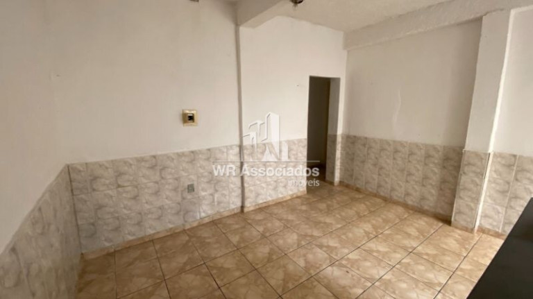 Imagem Casa com 3 Quartos à Venda, 260 m² Imagem Casa com 3 Quartos à Venda, 260 m²