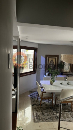 Imagem Casa com 3 Quartos à Venda, 300 m² em Arujázinho Iv - Arujá Imagem Casa com 3 Quartos à Venda, 300 m² em Arujázinho Iv - Arujá