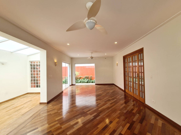 Sobrado com 3 Quartos à Venda, 179 m² em Mirandópolis - São Paulo