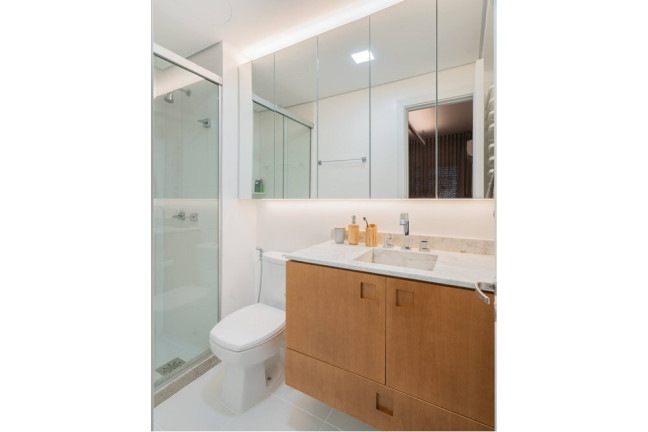 Imagem Imóvel com 2 Quartos à Venda, 67 m² em Vila Ipiranga - Porto Alegre