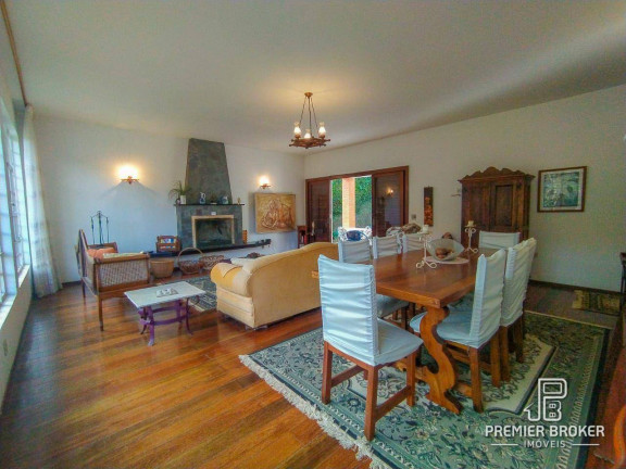 Imagem Casa com 4 Quartos à Venda, 330 m² em Albuquerque - Teresópolis