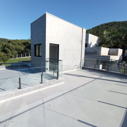 Imagem Casa com 3 Quartos à Venda, 339 m² em Praia De Taquaras - Balneário Camboriú Imagem Casa com 3 Quartos à Venda, 339 m² em Praia De Taquaras - Balneário Camboriú