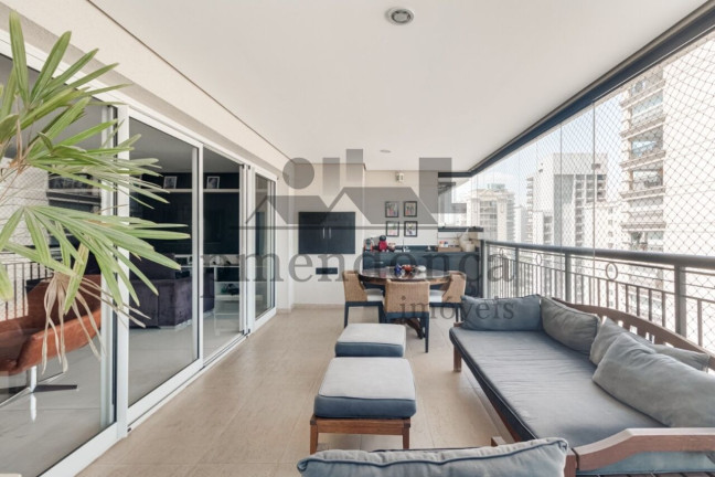Imagem Apartamento com 4 Quartos à Venda, 234 m² em Vila Nova Conceição - São Paulo Imagem Apartamento com 4 Quartos à Venda, 234 m² em Vila Nova Conceição - São Paulo