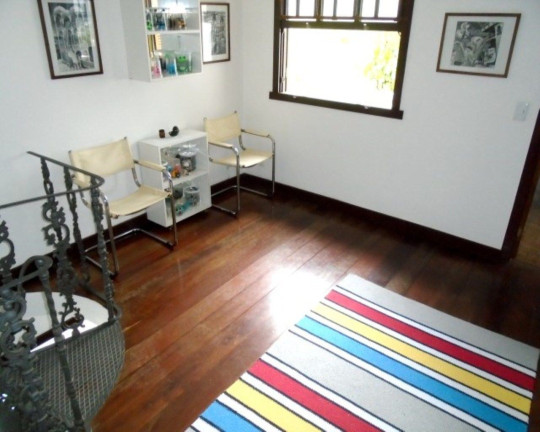 Imagem Casa com 5 Quartos à Venda, 300 m² em Iucas - Teresópolis