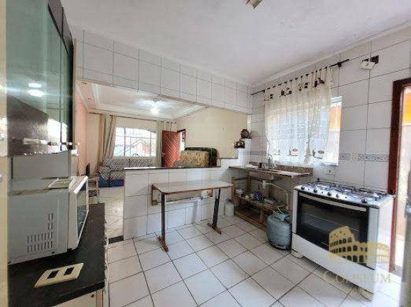 Casa com 3 Quartos para Alugar, 168 m² em Vila Assunção - Praia Grande