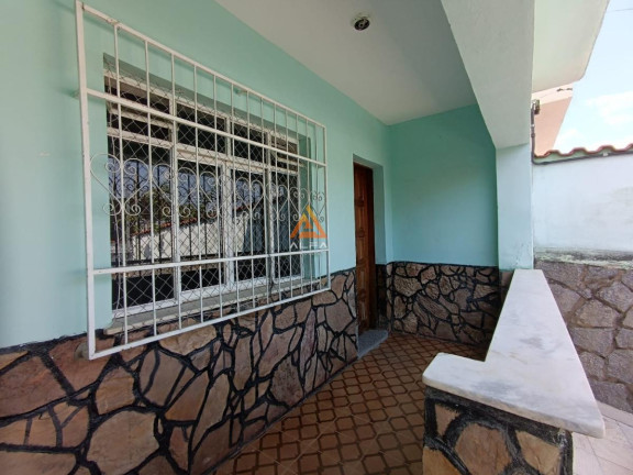 Imagem Casa com 3 Quartos para Alugar,  em Caminho Novo - Barbacena
