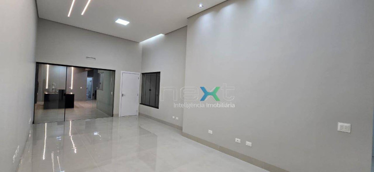 Imagem Casa com 4 Quartos à Venda, 220 m² em Vila Carlota - Campo Grande