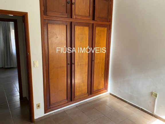 Imagem Casa com 3 Quartos à Venda, em Sumarezinho - Ribeirão Preto Imagem Casa com 3 Quartos à Venda, em Sumarezinho - Ribeirão Preto