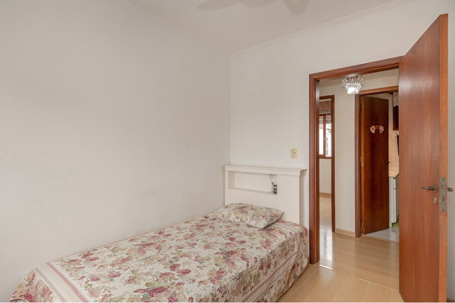 Imagem Cobertura com 3 Quartos à Venda, 198 m² em Jardim Lindóia - Porto Alegre