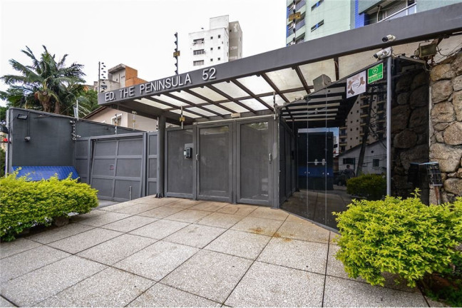Imagem Apartamento com 3 Quartos à Venda, 134 m² em Real Parque - São Paulo Imagem Apartamento com 3 Quartos à Venda, 134 m² em Real Parque - São Paulo