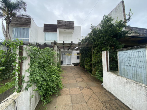 Imagem Imóvel com 3 Quartos à Venda, 95 m² em Centro - Xangri-lá