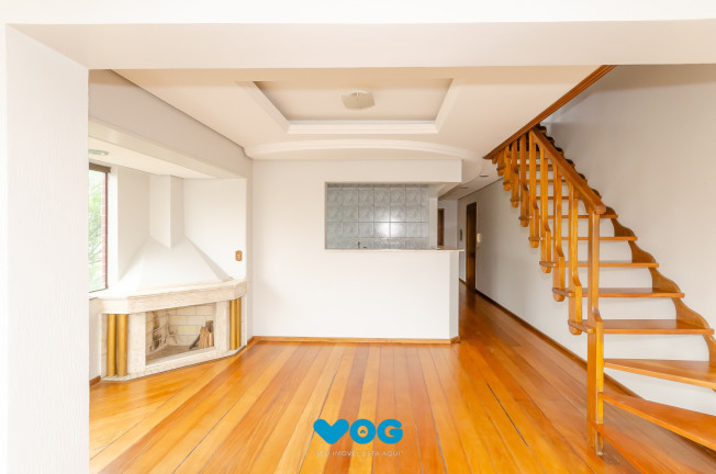 Imagem Imóvel com 3 Quartos à Venda, 195 m² em Jardim Itu - Porto Alegre Imagem Imóvel com 3 Quartos à Venda, 195 m² em Jardim Itu - Porto Alegre