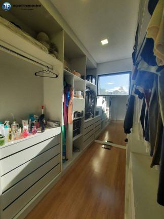 Imagem Casa com 3 Quartos à Venda, 720 m² em Santana Do Paraíso Imagem Casa com 3 Quartos à Venda, 720 m² em Santana Do Paraíso