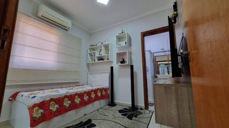 Imagem Casa com 3 Quartos à Venda, 200 m² em Wanel Ville - Sorocaba Imagem Casa com 3 Quartos à Venda, 200 m² em Wanel Ville - Sorocaba