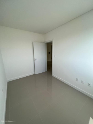 Imagem Imóvel com 3 Quartos à Venda, 92 m² em Meia Praia - Itapema Imagem Imóvel com 3 Quartos à Venda, 92 m² em Meia Praia - Itapema