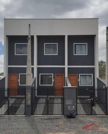 Sobrado com 2 Quartos à Venda, 50 m² em Nova Brasília - Joinville