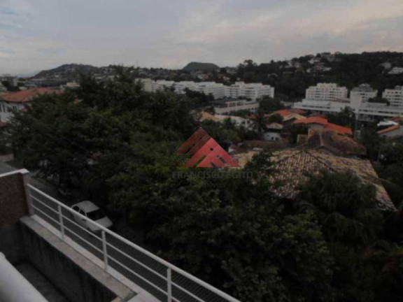 Imagem Casa com 2 Quartos à Venda, 300 m² em Badu - Niterói Imagem Casa com 2 Quartos à Venda, 300 m² em Badu - Niterói
