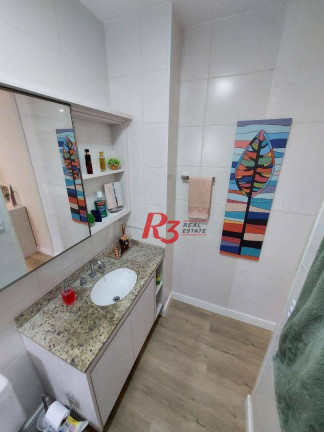 Imagem Apartamento com 2 Quartos à Venda, 72 m² em Gonzaga - Santos