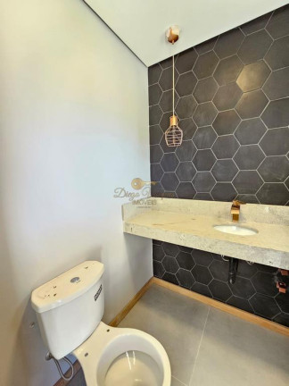 Imagem Casa com 3 Quartos à Venda, 260 m² em Green Valleiy - Teresópolis Imagem Casa com 3 Quartos à Venda, 260 m² em Green Valleiy - Teresópolis