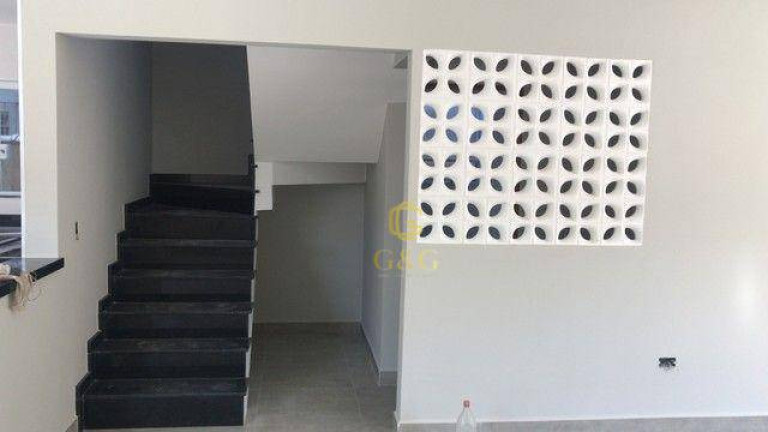 Imagem Casa com 4 Quartos à Venda, 165 m² em Solemar - Praia Grande Imagem Casa com 4 Quartos à Venda, 165 m² em Solemar - Praia Grande