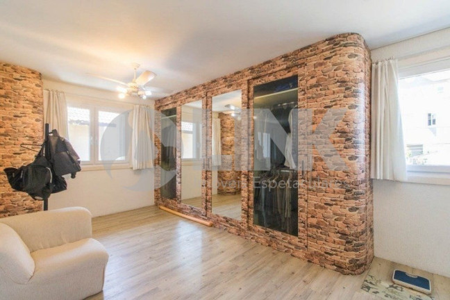 Imagem Imóvel com 3 Quartos à Venda, 337 m² em Chácara Das Pedras - Porto Alegre