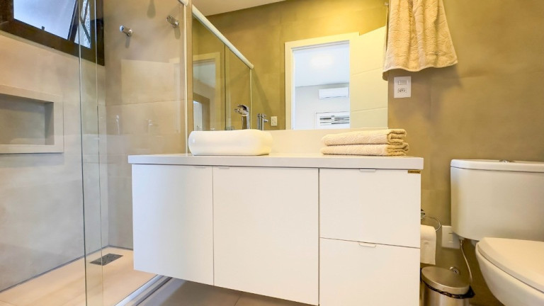 Imagem Casa de Condomínio com 4 Quartos à Venda, 150 m² em Centro - Xangri-lá