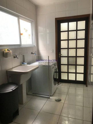Imagem Casa com 4 Quartos à Venda, 300 m² em Alphaville - Santana De Parnaíba Imagem Casa com 4 Quartos à Venda, 300 m² em Alphaville - Santana De Parnaíba