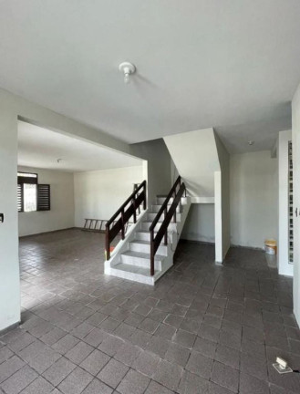Imagem Casa com 5 Quartos à Venda, 330 m² em Jardim 13 De Maio - João Pessoa Imagem Casa com 5 Quartos à Venda, 330 m² em Jardim 13 De Maio - João Pessoa