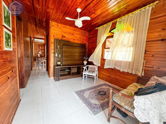 Imagem Casa com 3 Quartos à Venda, 110 m² em Santinho - Florianópolis Imagem Casa com 3 Quartos à Venda, 110 m² em Santinho - Florianópolis