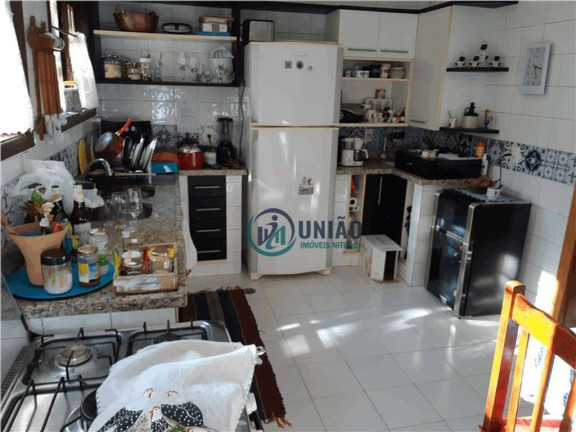 Imagem Casa com 3 Quartos à Venda, 300 m² em Itaipu - Niterói