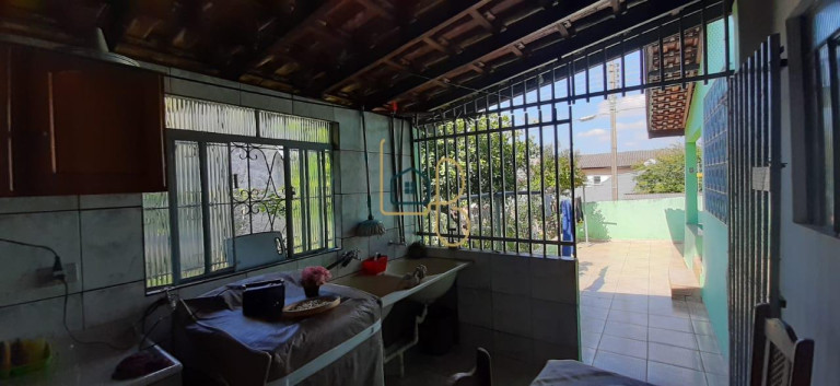 Imagem Casa com 2 Quartos à Venda, 50 m² em Jardim Leonor - Londrina