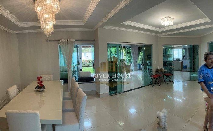Casa com 4 Quartos para Alugar, 326 m² em Loteamento Alphaville Cuiabá - Cuiabá