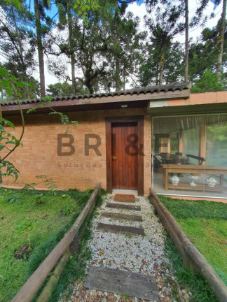 Imagem Casa com 6 Quartos à Venda, 5.000 m² em Recanto Araucária - Campos Do Jordão
