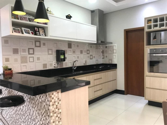 Imagem Casa com 3 Quartos à Venda, 231 m² em Jardim De Alah - Taubaté Imagem Casa com 3 Quartos à Venda, 231 m² em Jardim De Alah - Taubaté