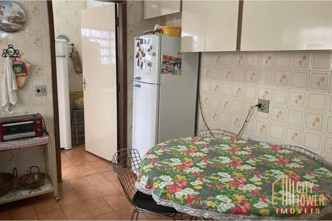 Imagem Casa com 3 Quartos à Venda, 175 m² em Jardim Aeroporto - São Paulo