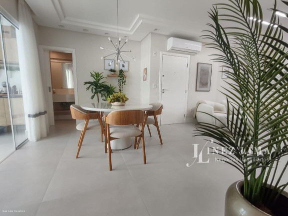 Imagem Imóvel com 3 Quartos à Venda, 120 m² em Meia Praia - Itapema