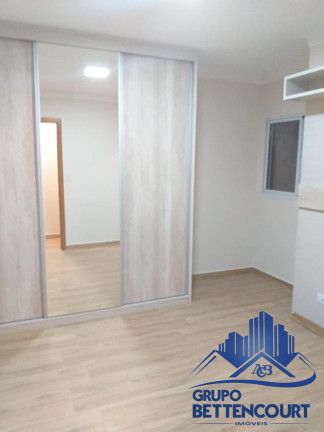Imagem Sobrado com 3 Quartos à Venda, em Vila Comercial - São Paulo Imagem Sobrado com 3 Quartos à Venda, em Vila Comercial - São Paulo