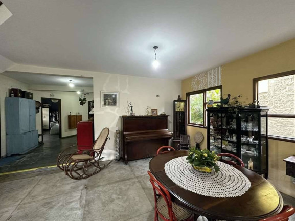 Imagem Casa com 4 Quartos à Venda, 303 m² em Vila Diva - Carapicuíba