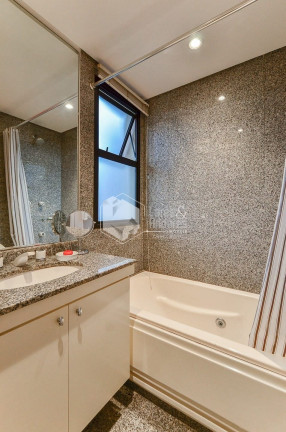 Imagem Imóvel com 3 Quartos à Venda, 189 m² em Vila Andrade - São Paulo