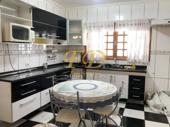Imagem Casa com 3 Quartos à Venda, 259 m² em Mairiporã Imagem Casa com 3 Quartos à Venda, 259 m² em Mairiporã