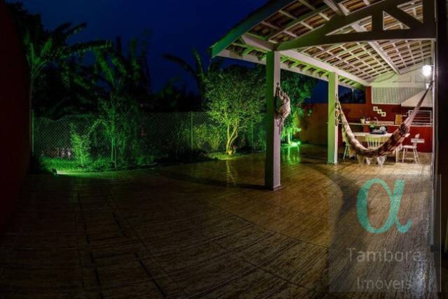 Casa com 3 Quartos para Alugar, 230 m² em Alphaville - Santana De Parnaíba