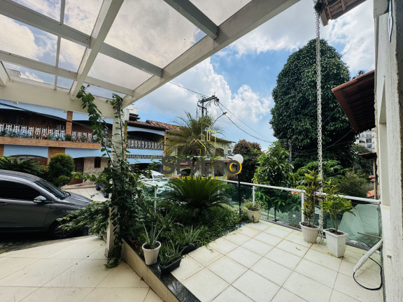 Imagem Casa com 3 Quartos à Venda, 180 m² em Centro - São Gonçalo Imagem Casa com 3 Quartos à Venda, 180 m² em Centro - São Gonçalo