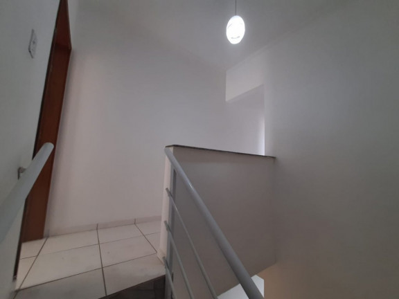 Imagem Sobrado com 2 Quartos à Venda, 143 m² em Balneário Santa Eugenia - Mongaguá