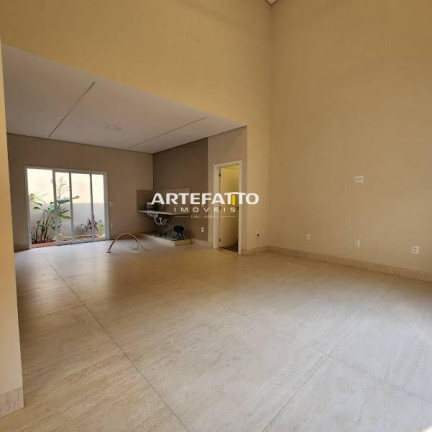 Imagem Casa com 4 Quartos à Venda, 244 m²
