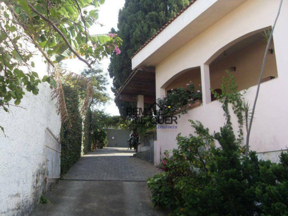 Casa com 3 Quartos à Venda, 245 m² em Jaraguá - São Paulo