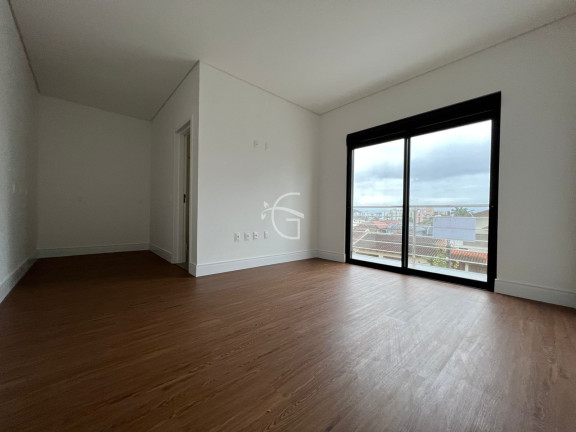 Imagem Casa com 3 Quartos à Venda, 191 m² em Saguaçu - Joinville Imagem Casa com 3 Quartos à Venda, 191 m² em Saguaçu - Joinville