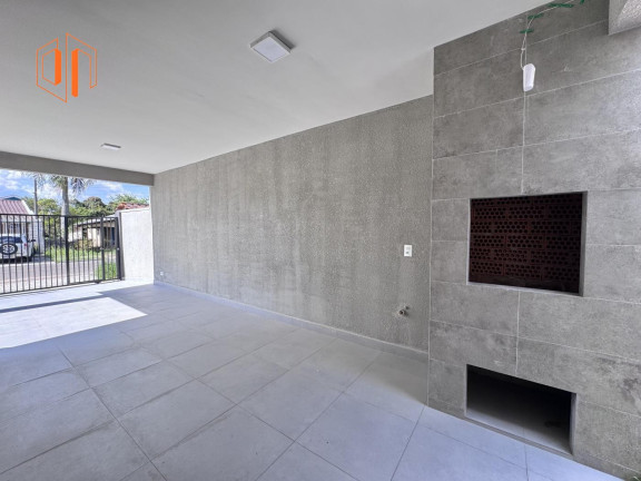 Imagem Casa com 3 Quartos à Venda, 102 m² em Abranches