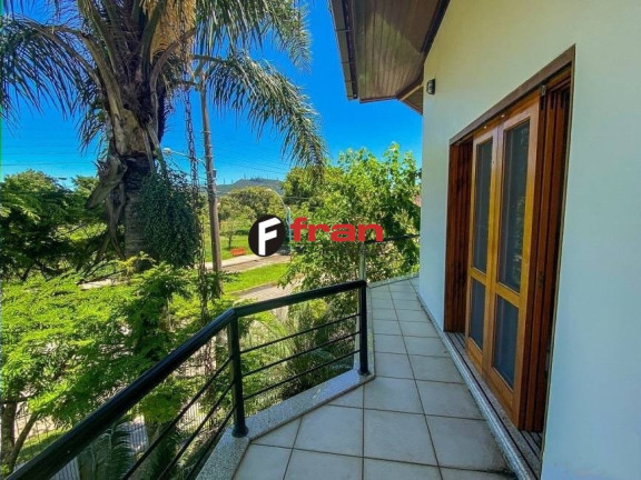 Imagem Casa com 3 Quartos à Venda, 450 m² em Córrego Grande - Florianópolis Imagem Casa com 3 Quartos à Venda, 450 m² em Córrego Grande - Florianópolis